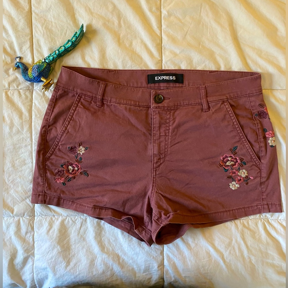 FINAL PRICE Express mid rise shortie shorts